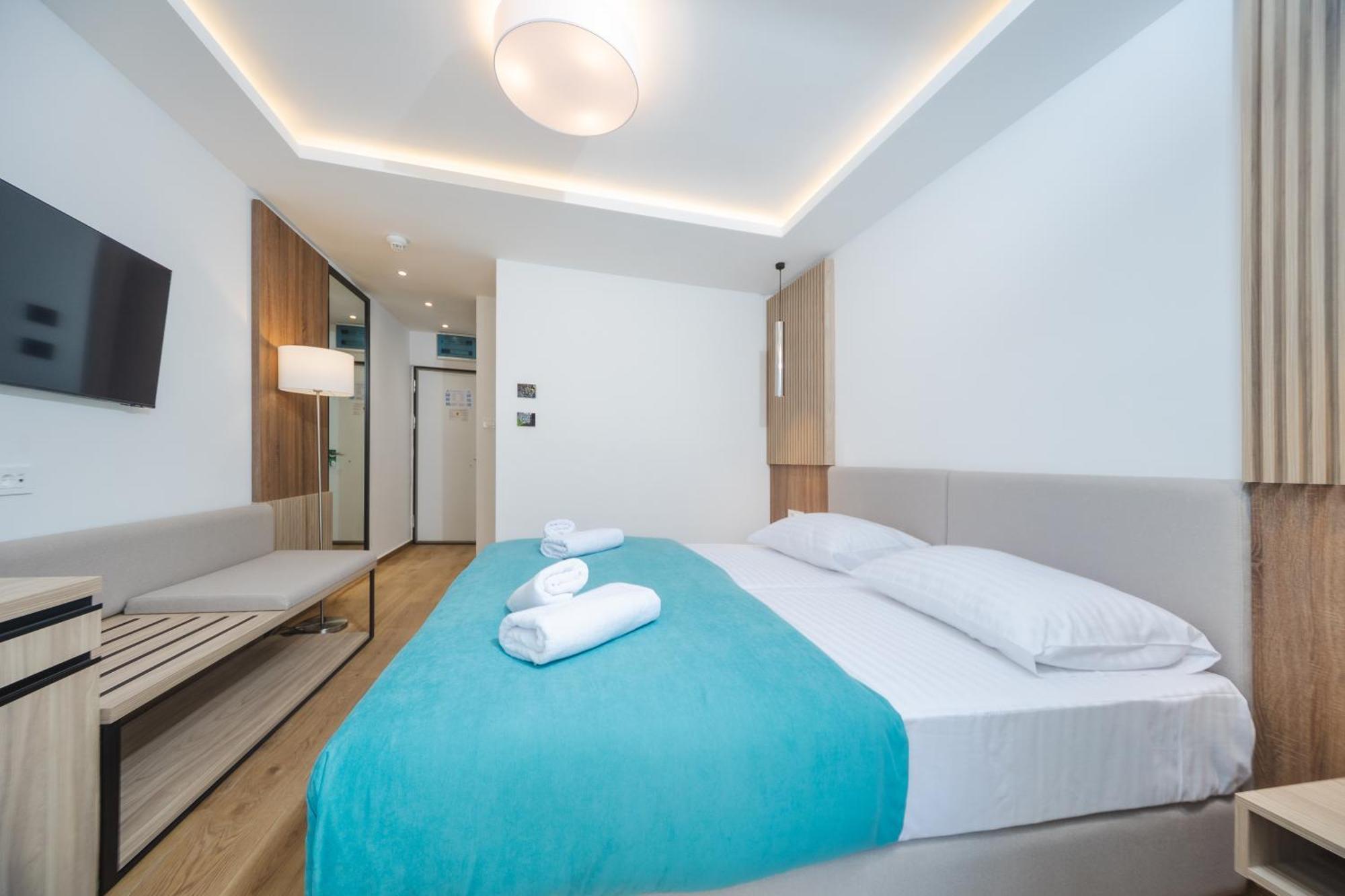 Slovenska Plaza Budva