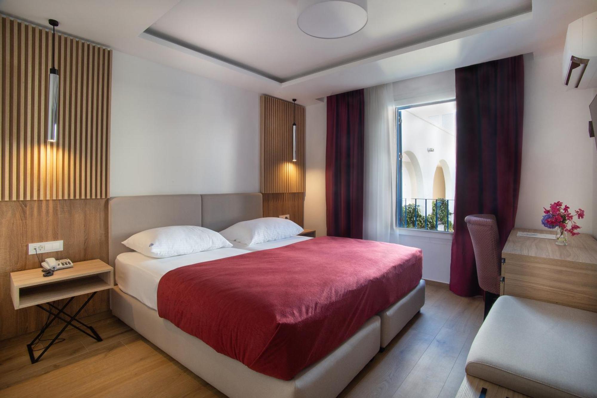 Slovenska Plaza 4* Budva